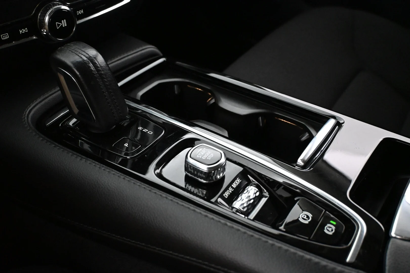 Car Image - 6tm68lm1dMOQbGQtqIKaNo