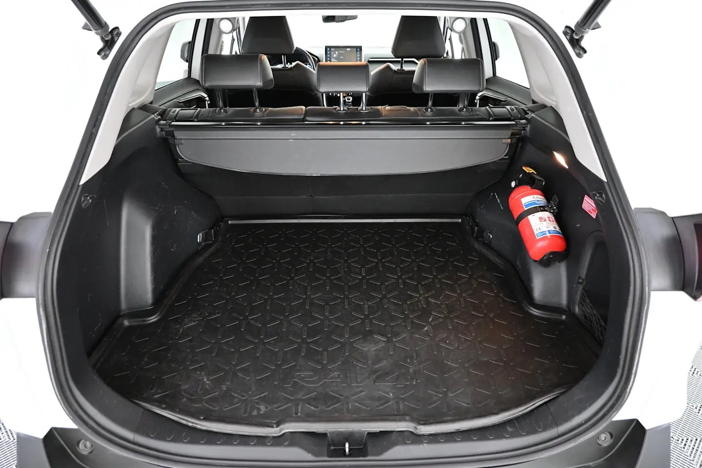 Car Image - 1Bbt9sNJN3UJs9PNpgaV8F