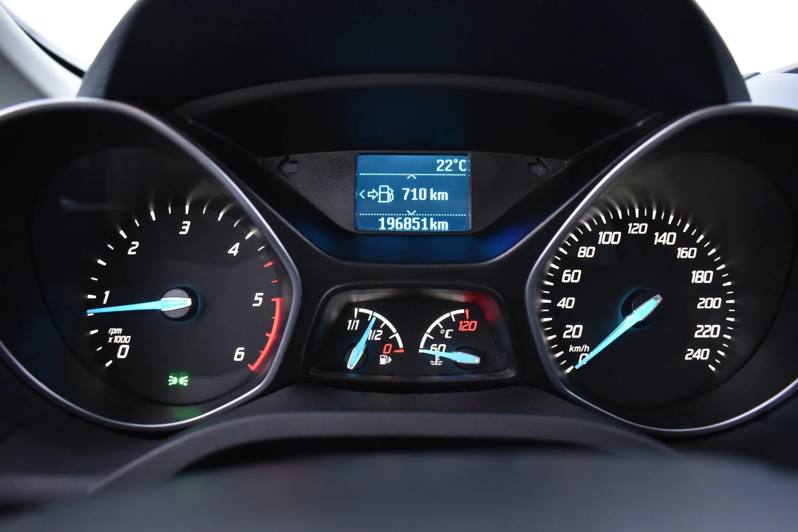 Car Image - 17xFvnkknQarcdjvMxAF3B
