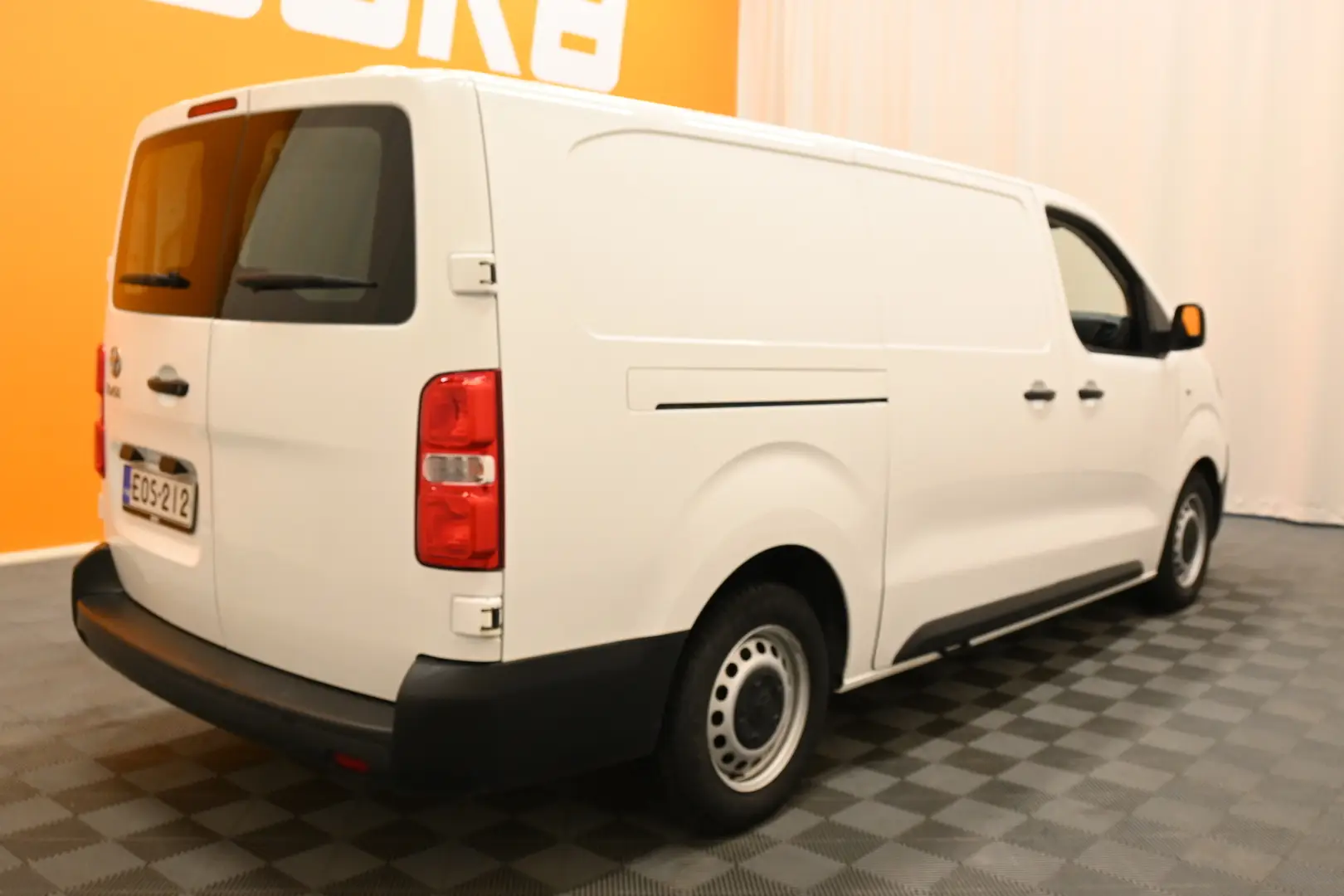 Car Image - 7KtFOmeqovozXjQh35xxw1