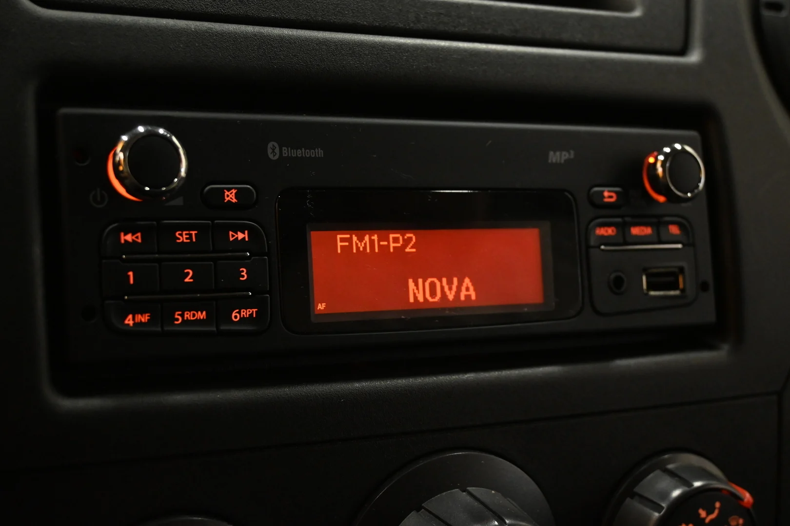 Car Image - 4kkOMQkUMX1Df8rCMpcUqF