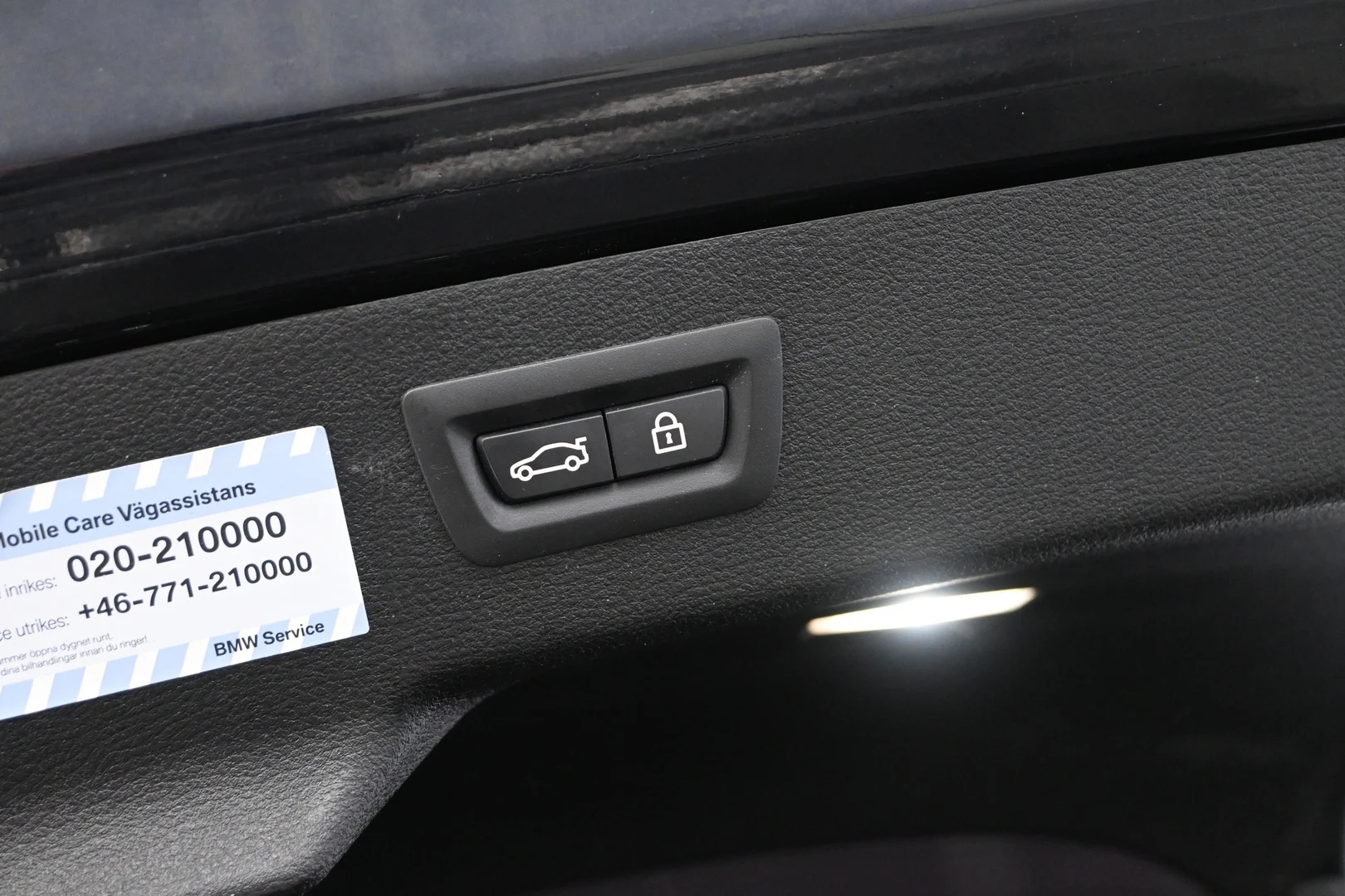 Car Image - ewMzndQmoKvT5w8WVXoIM