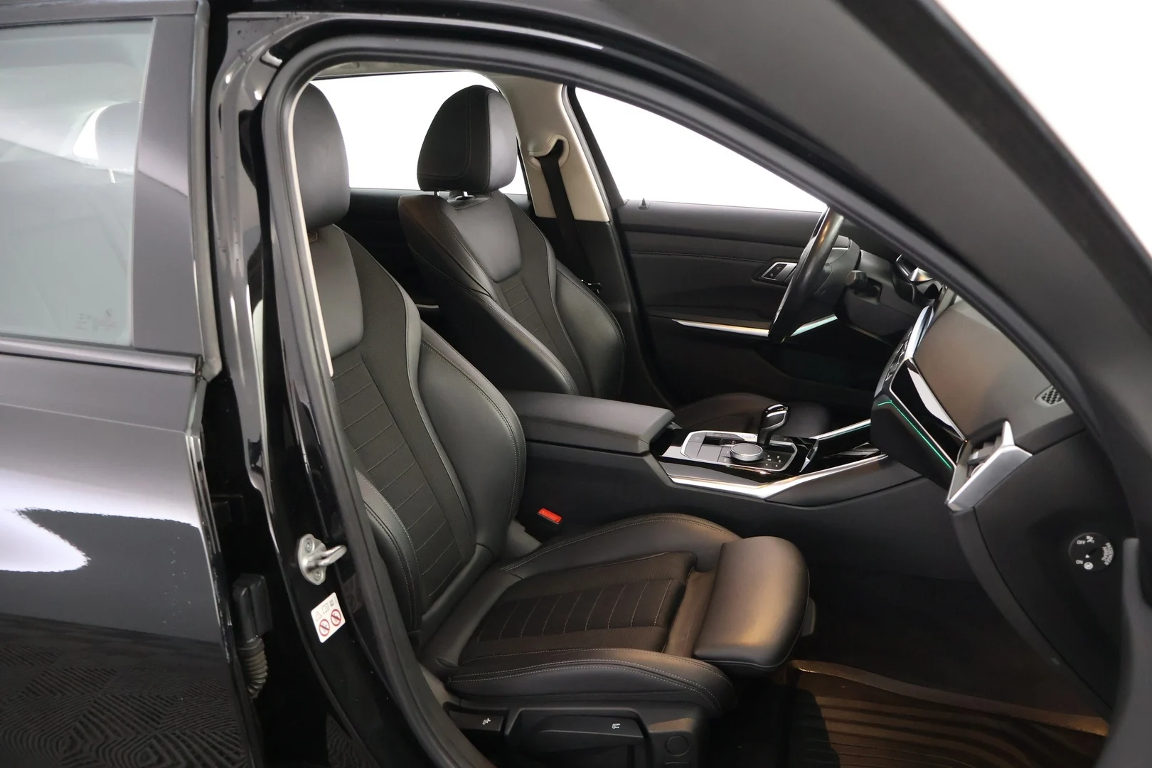 Car Image - 4H3hbSoTNPoYVMwLkRDqZq