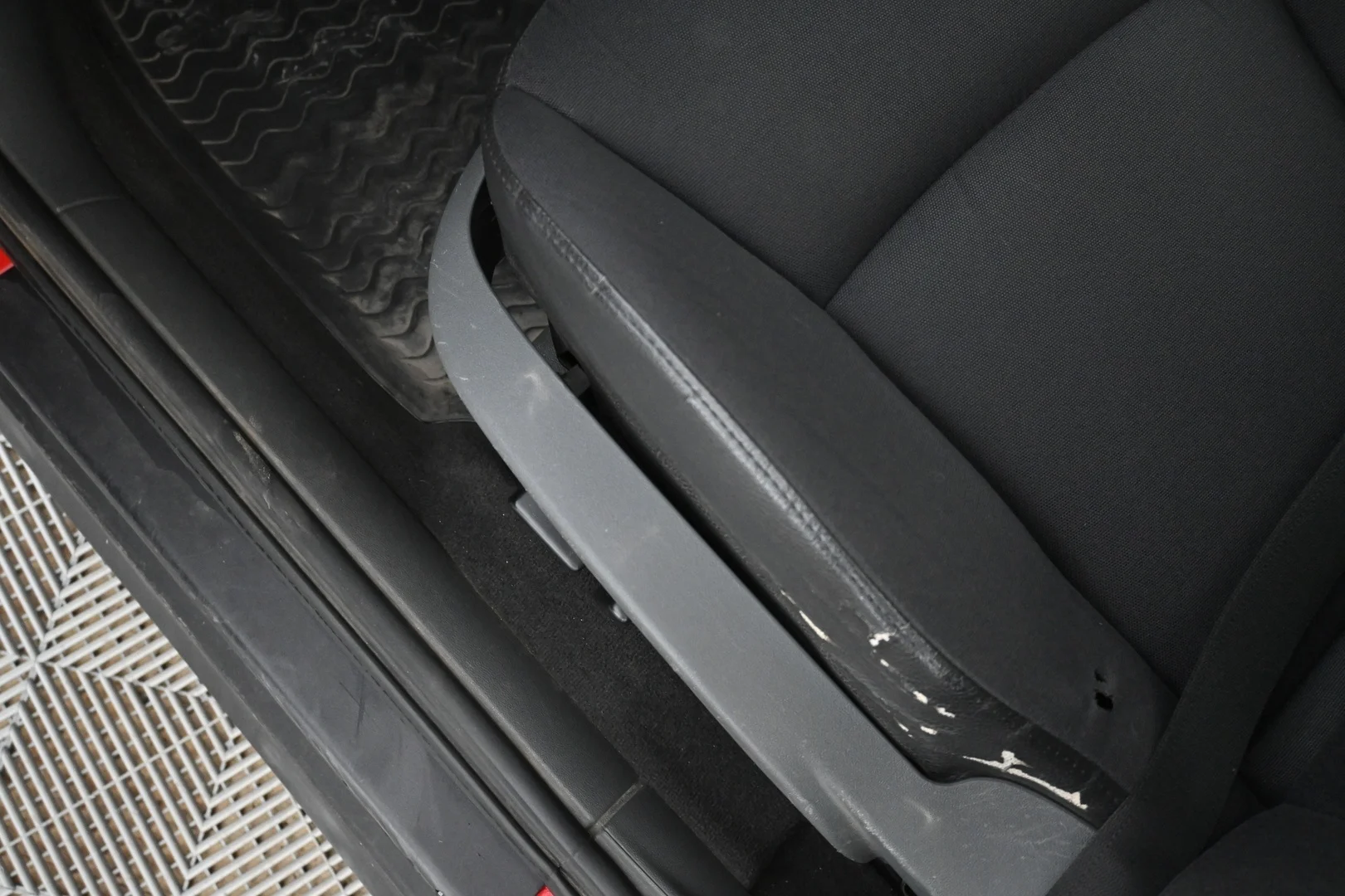 Car Image - 36F4z7DgG16AYF7K7CRZ4d