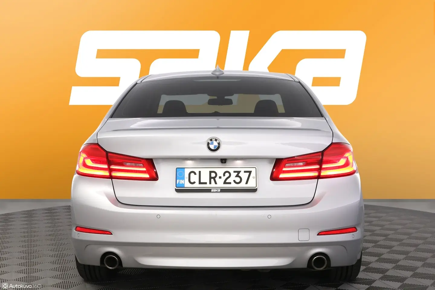 Car Image - 1nWlENejLu9se5XcZMLbml