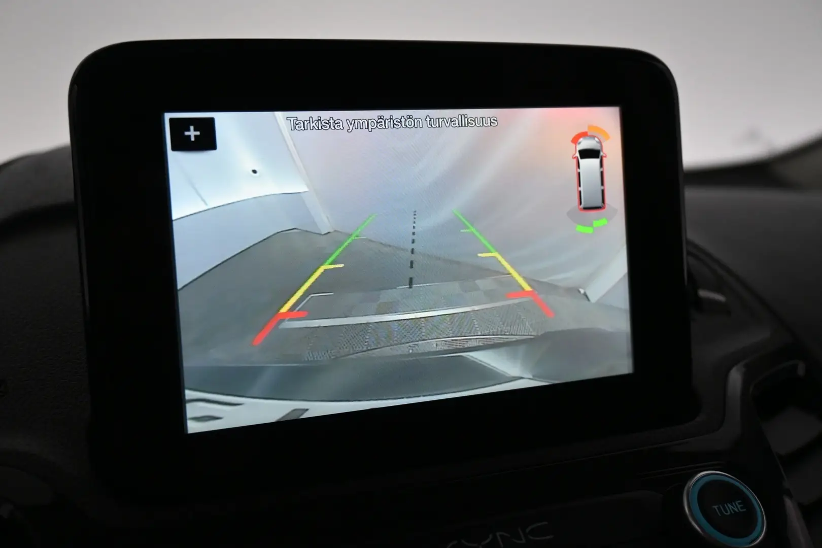 Car Image - 2J003JgOxcwxxtTTQqQmKE