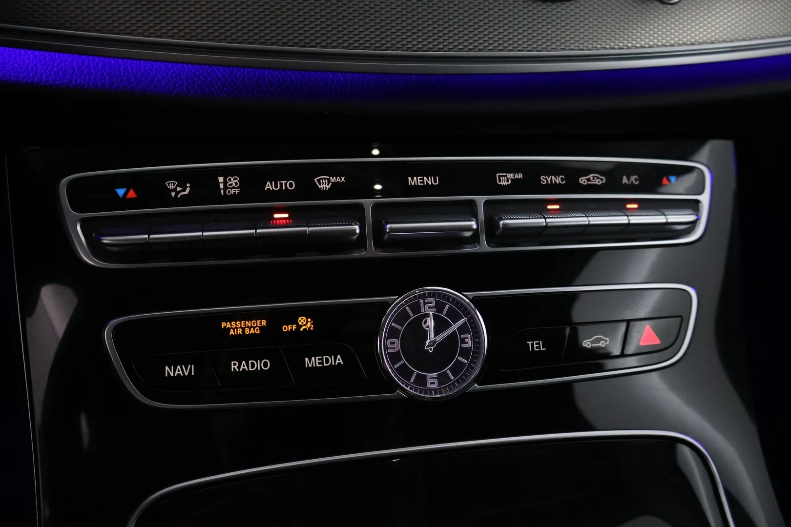 Car Image - qhprAybFkfrH5PCTkSUxL
