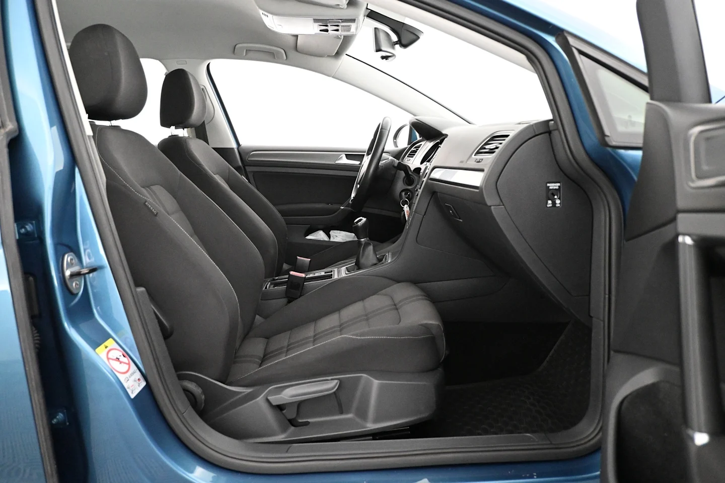 Car Image - 2W0RMaahkwSesi1YlWqHFZ