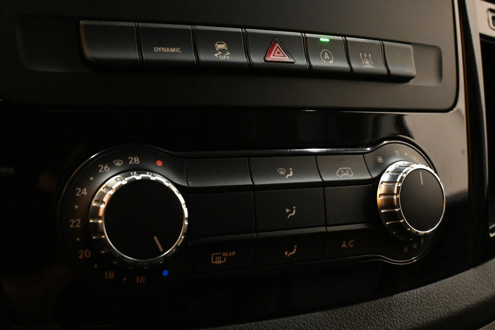Car Image - 4HzYnRD6zYKN0SsPyLRxxw