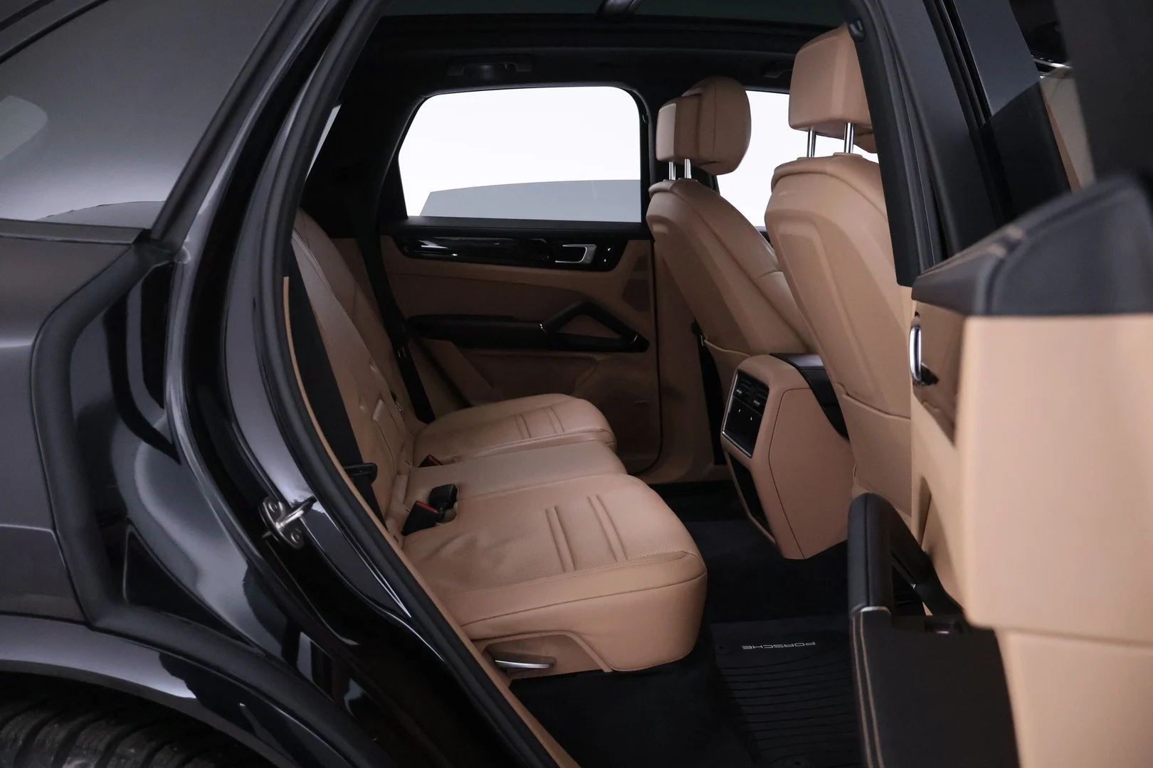 Car Image - 6D9zV74kpHLkJALF5dBby6