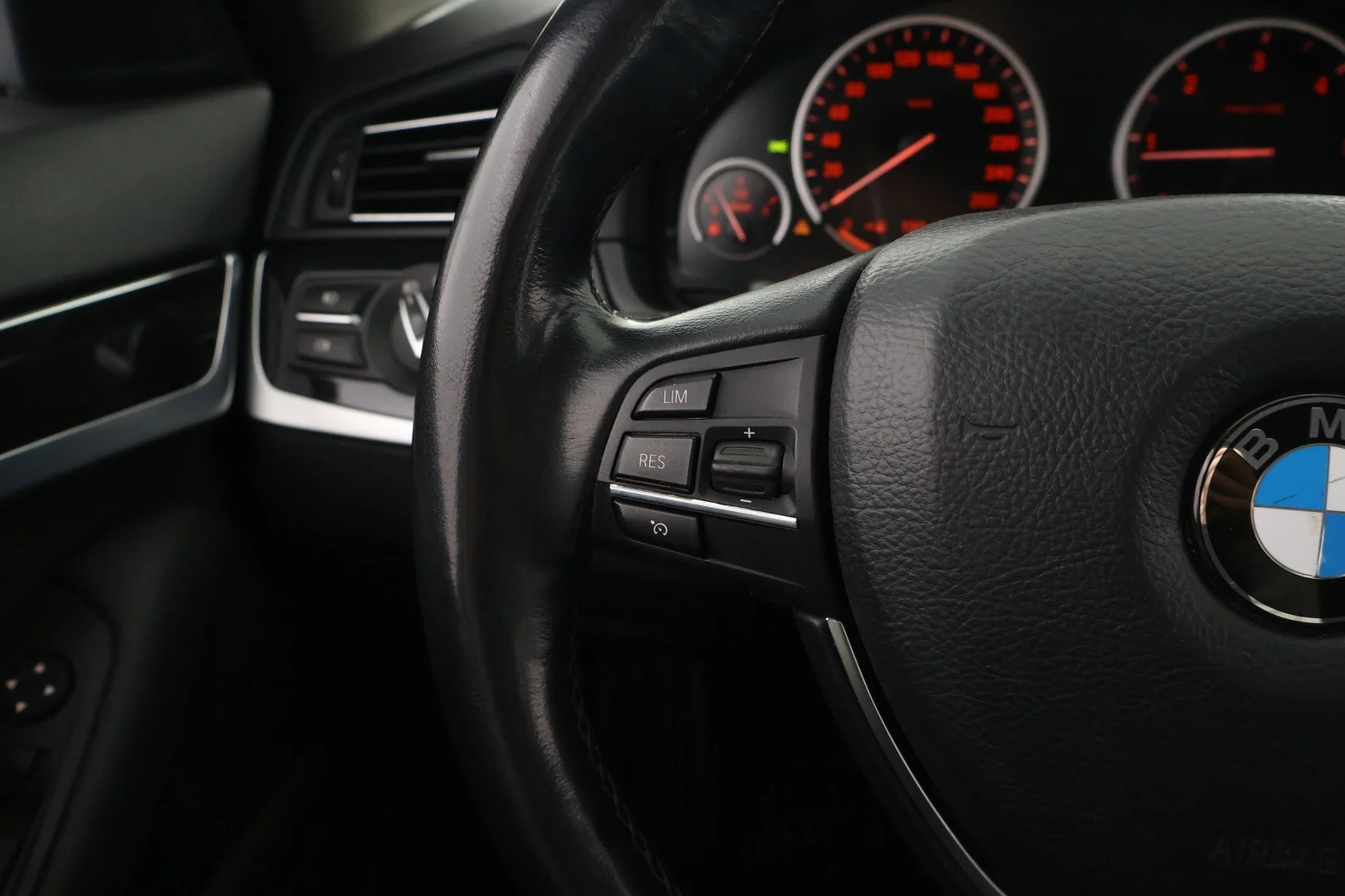 Car Image - pTWuLHqd9EFqYKE0zgRhx