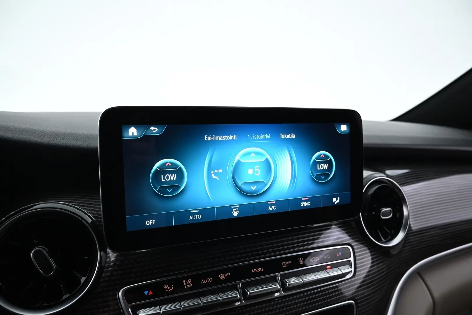 Car Image - 23fm6KtyYLUp9GmmLG37lx