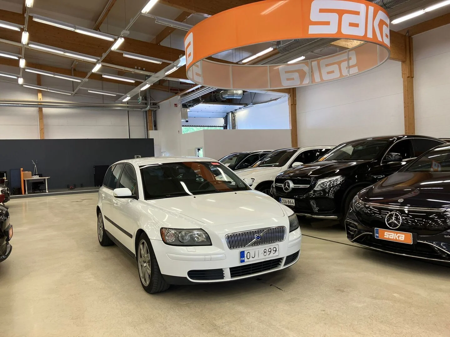 Car Image - 1mnCbXxW45qg8yxjASyN5e