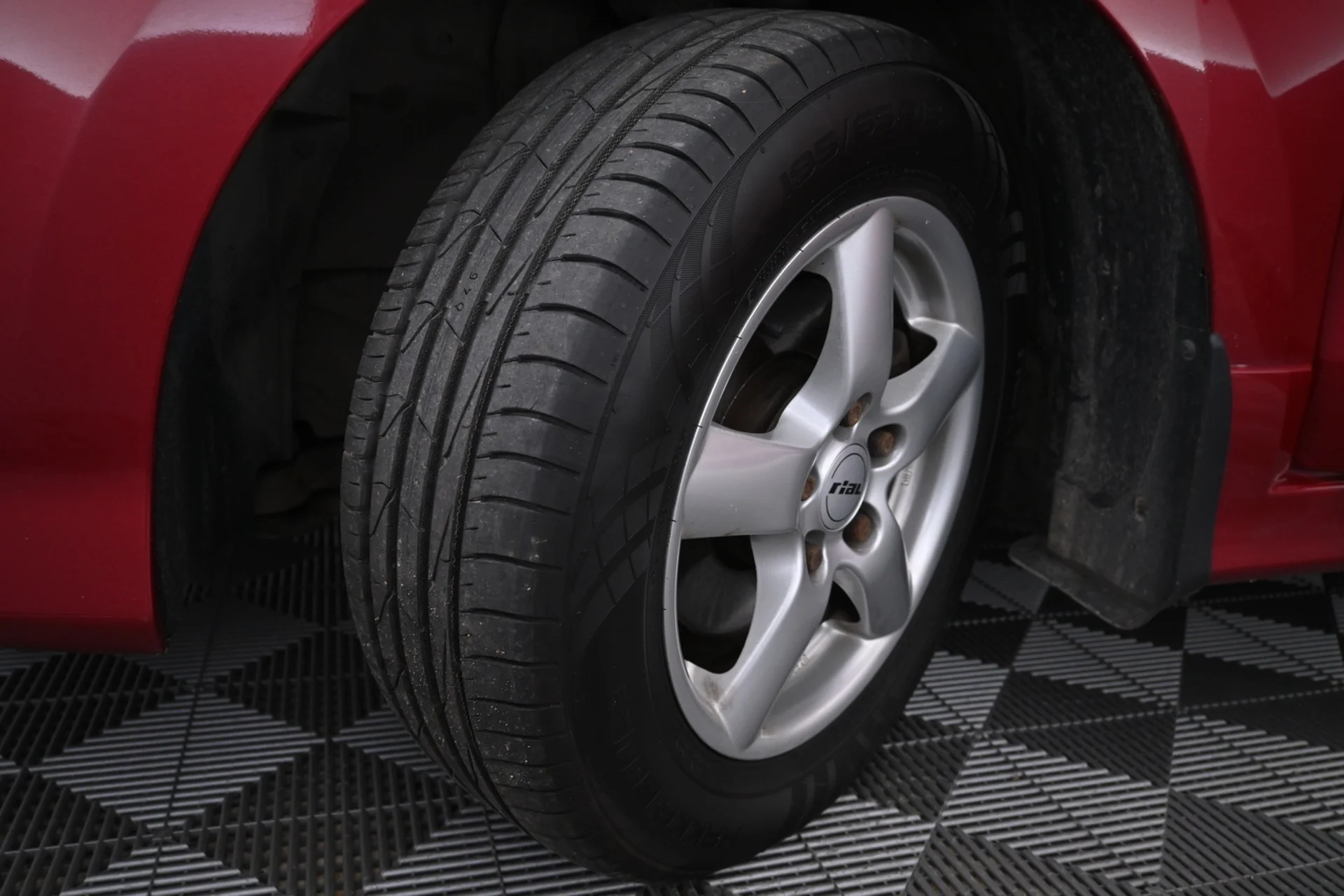 Car Image - 3SkzEnS0jm96zQZlIIq5qr