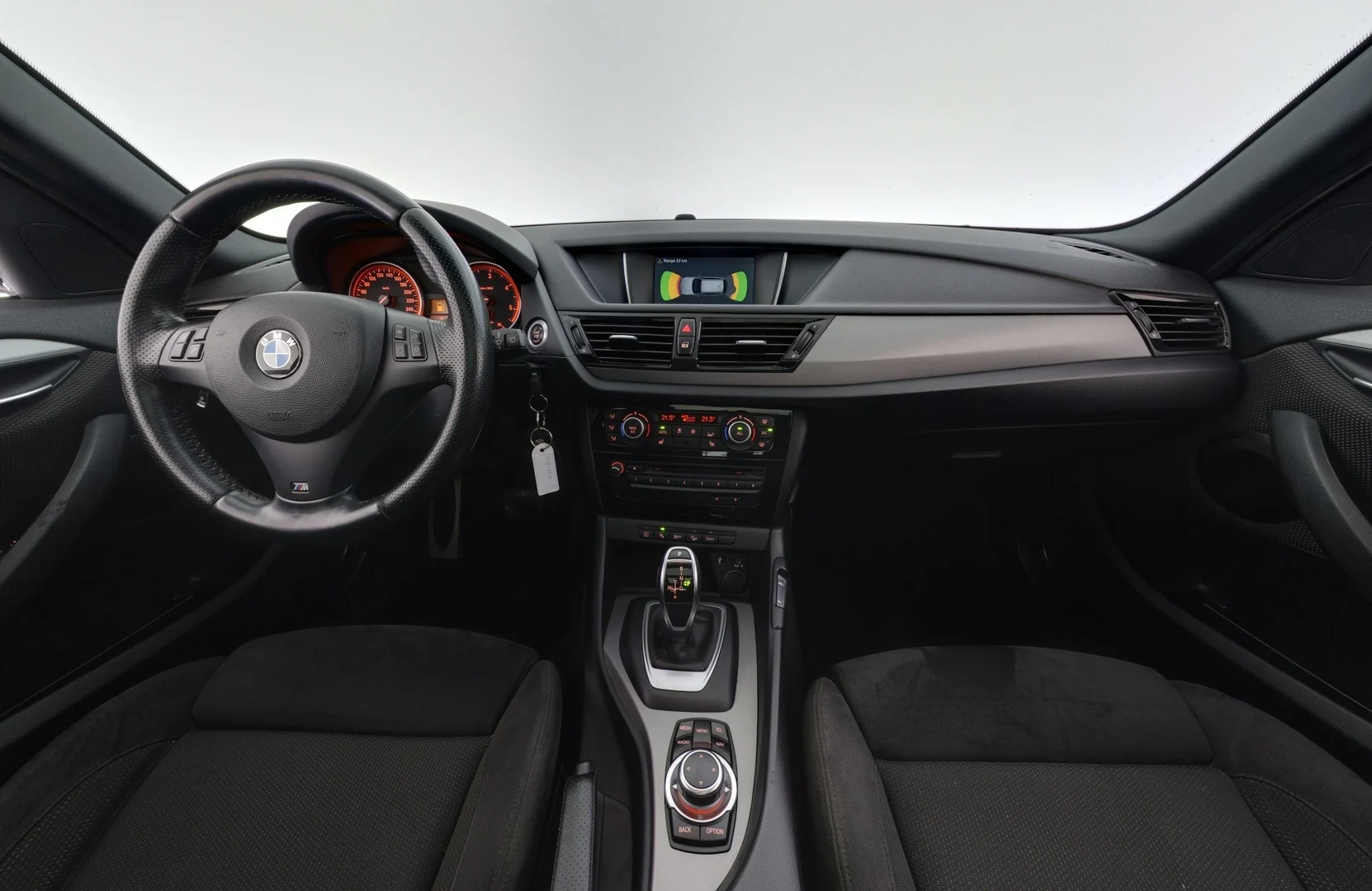 Car Image - 1P833J1erQ1gr7Hvv1kKkf