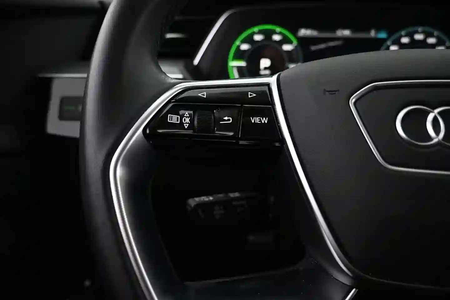 Car Image - 73ulYb4ESSIG8YWBVABvop