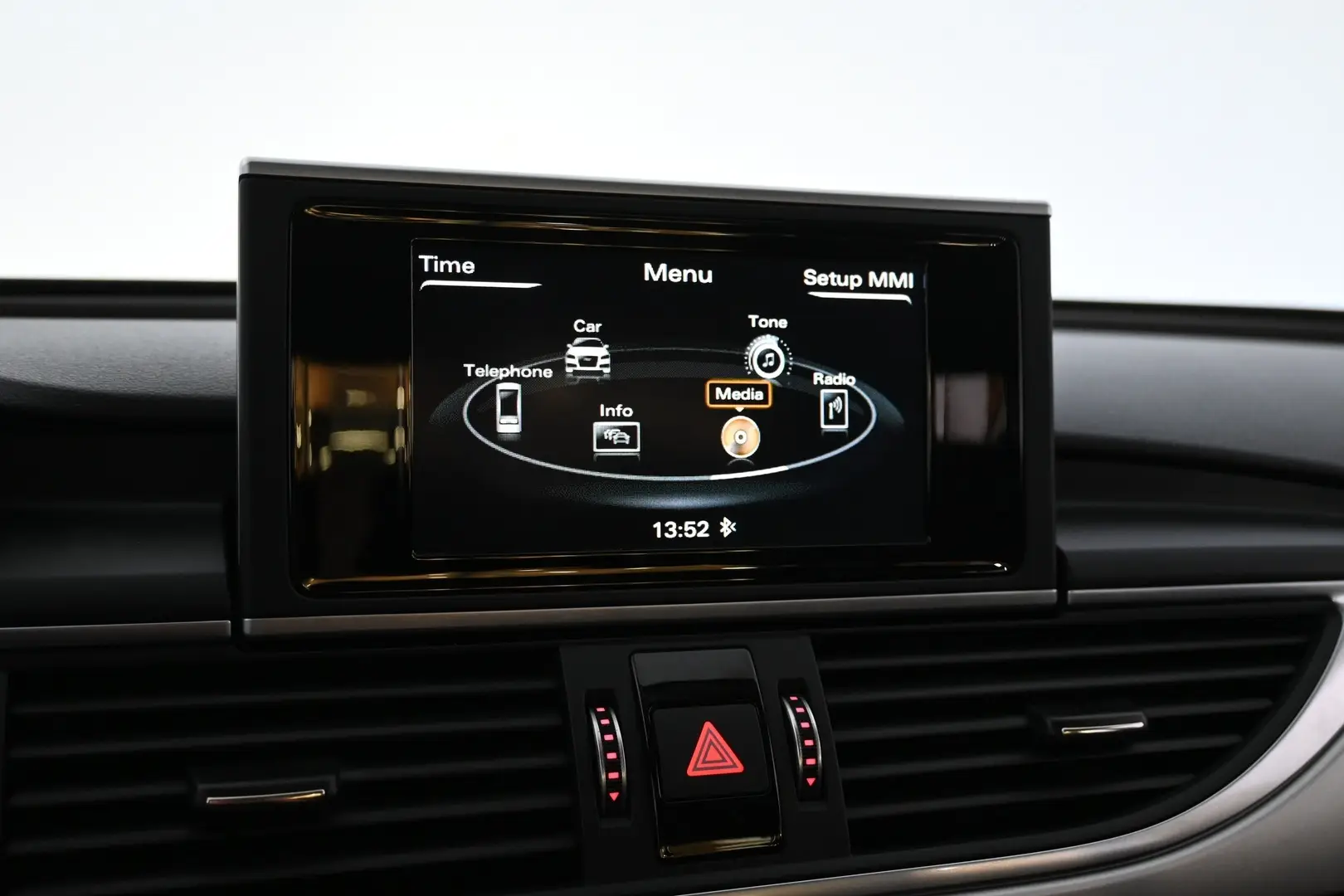 Car Image - 1xafVM2SN223DnntswHlXb