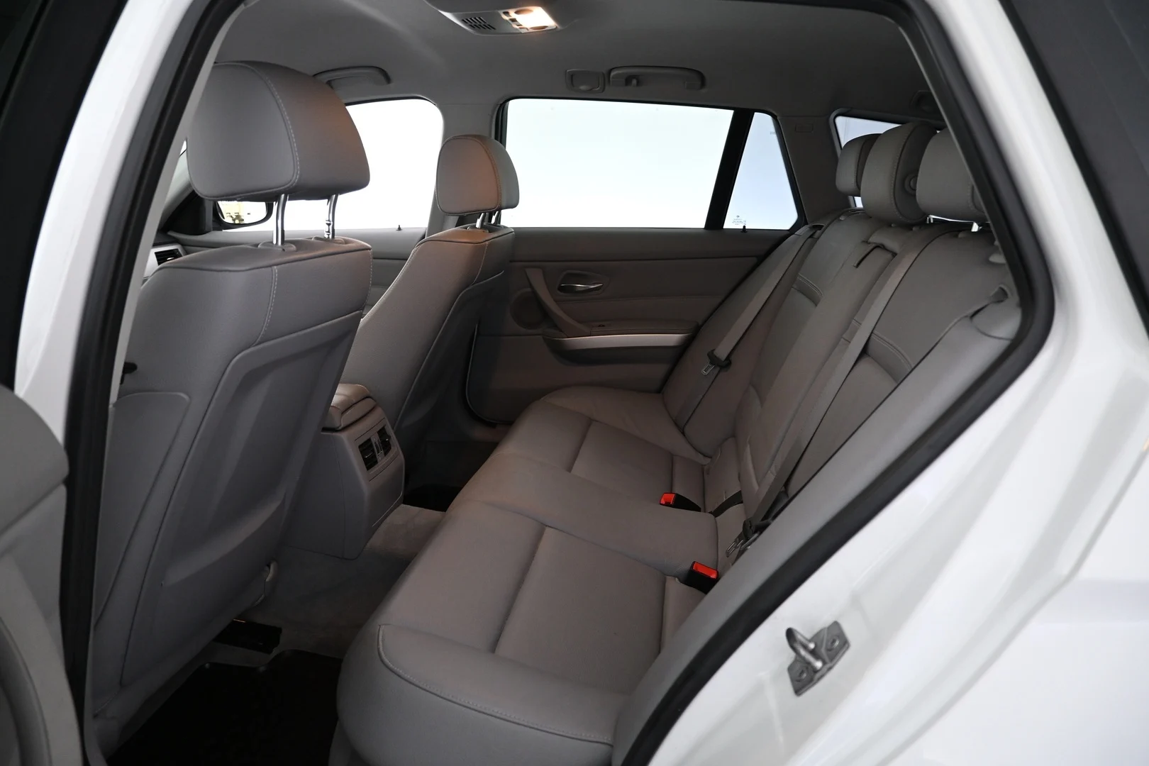 Car Image - 7aTn3VUXcLH2TNZvSbLhYU