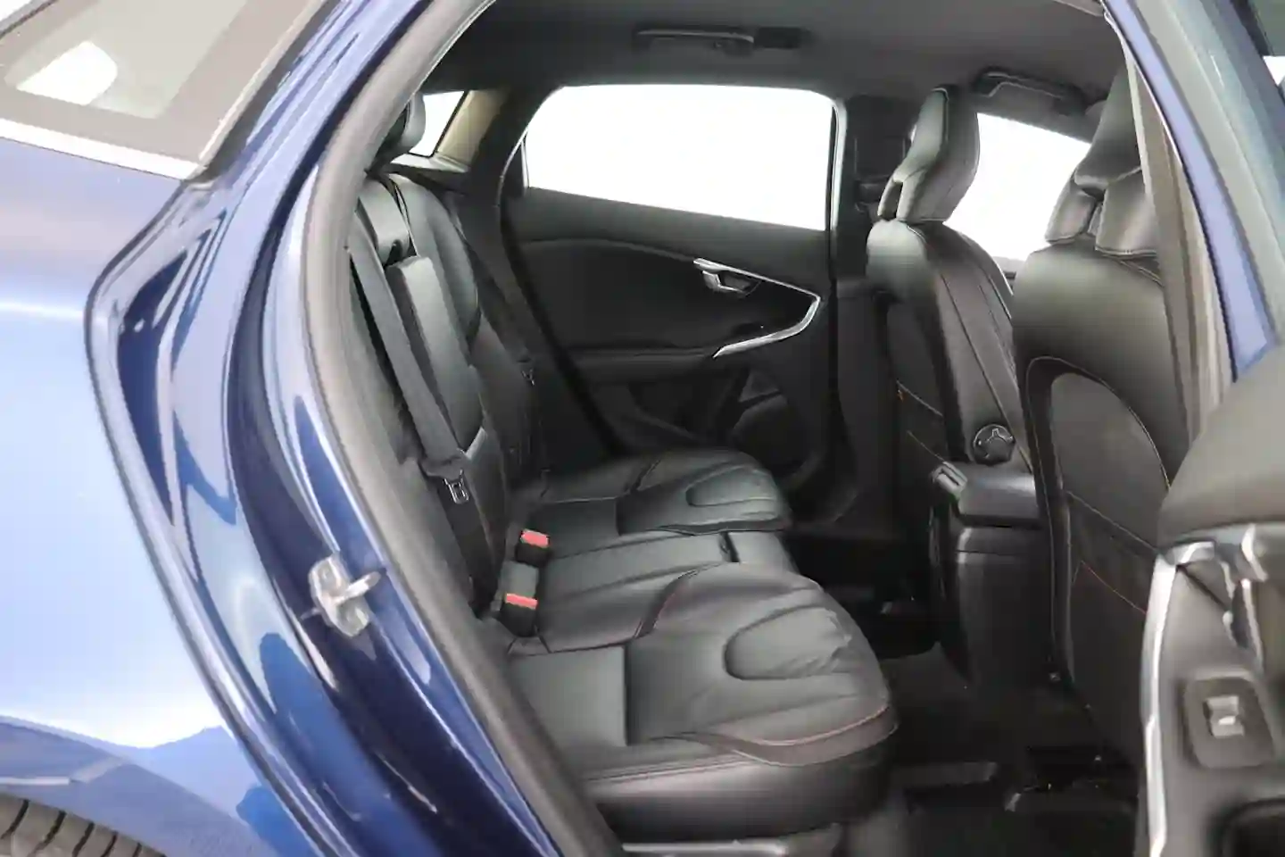 Car Image - 3Xvk1usnx9Hwn5YLJsIkei
