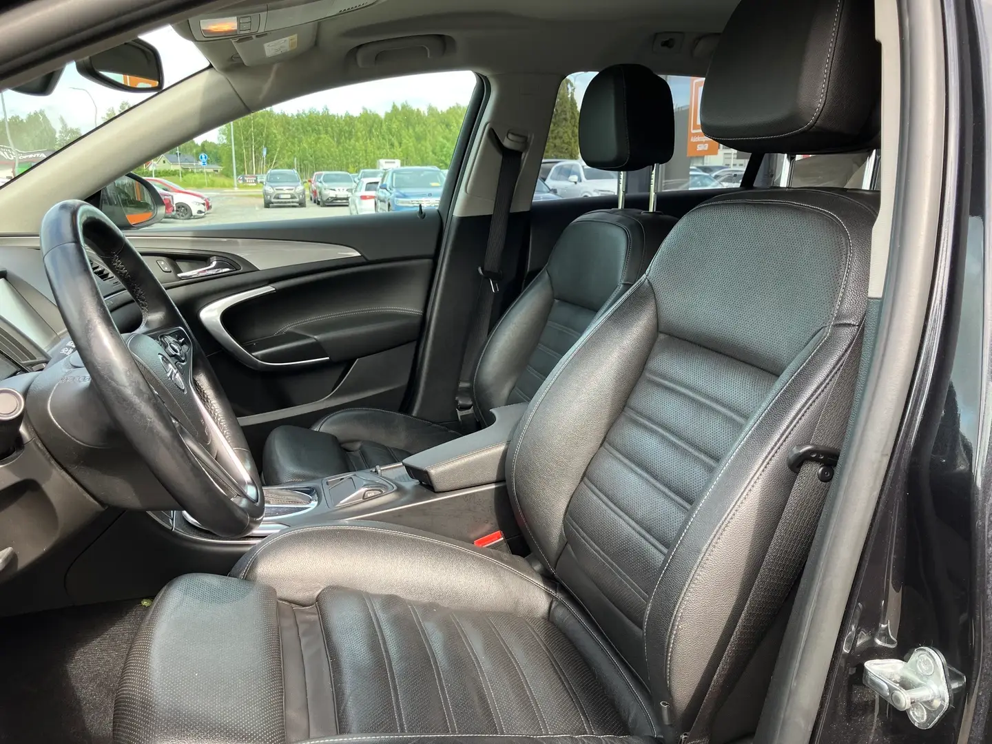 Car Image - 4xy8PBIWRlbQZHuSqZZSgv