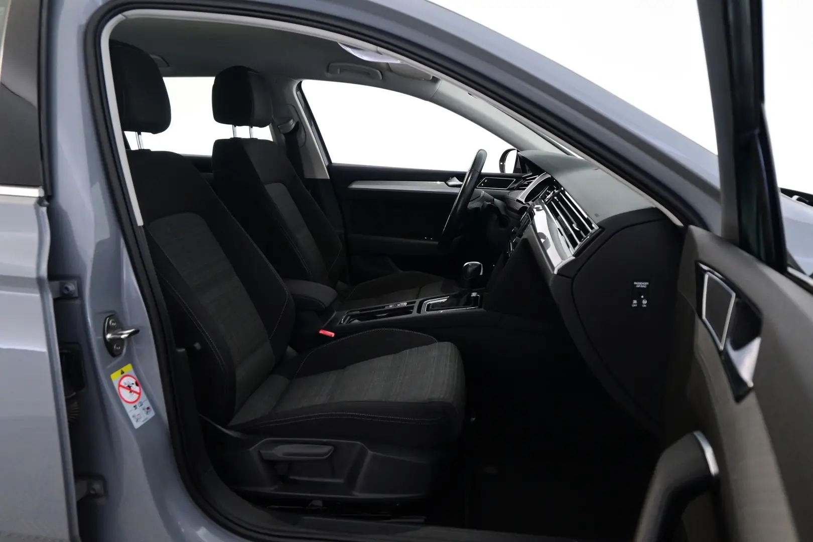 Car Image - 4RzyErIaxqrKES1al8l9JW