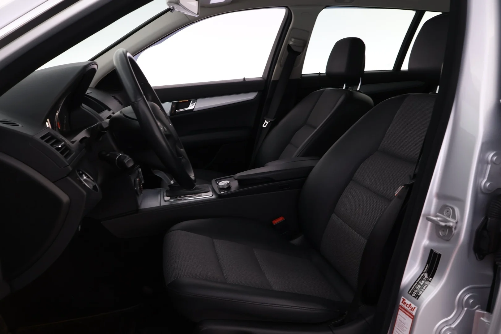 Car Image - SMsHdqU7bju599gQTtjmp