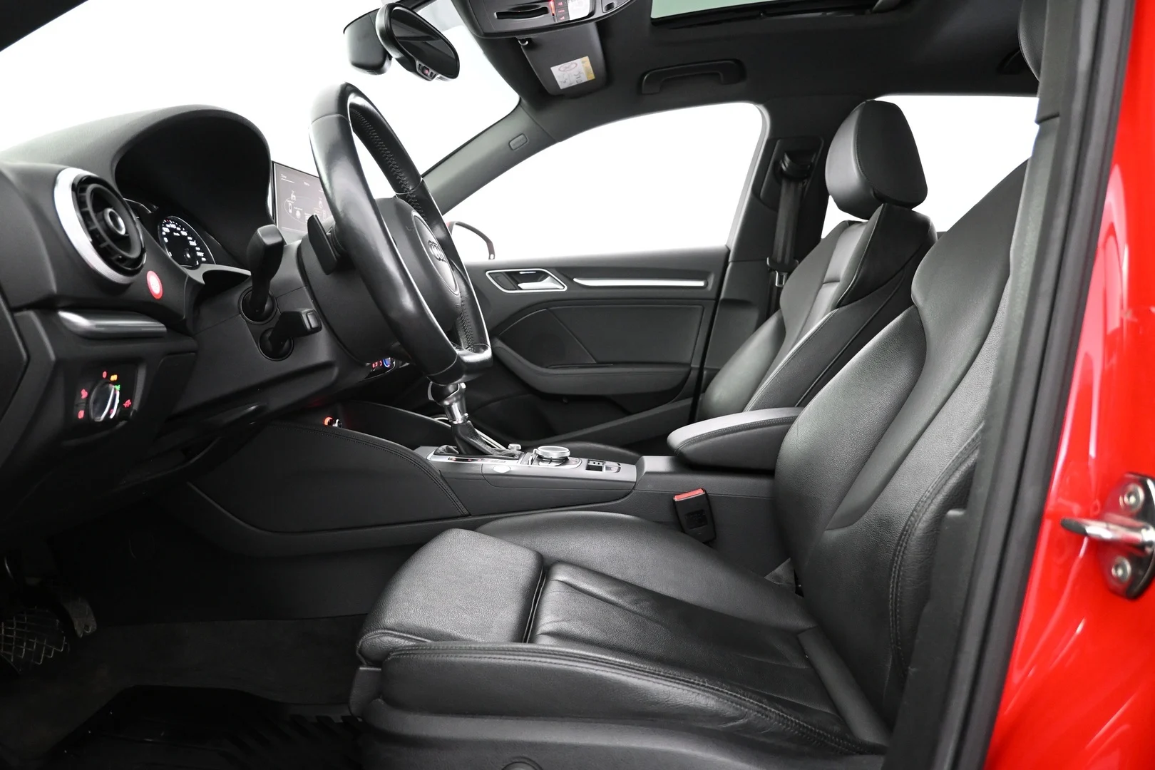 Car Image - 6OAJpTUm9wrykCmkKXK5Zi