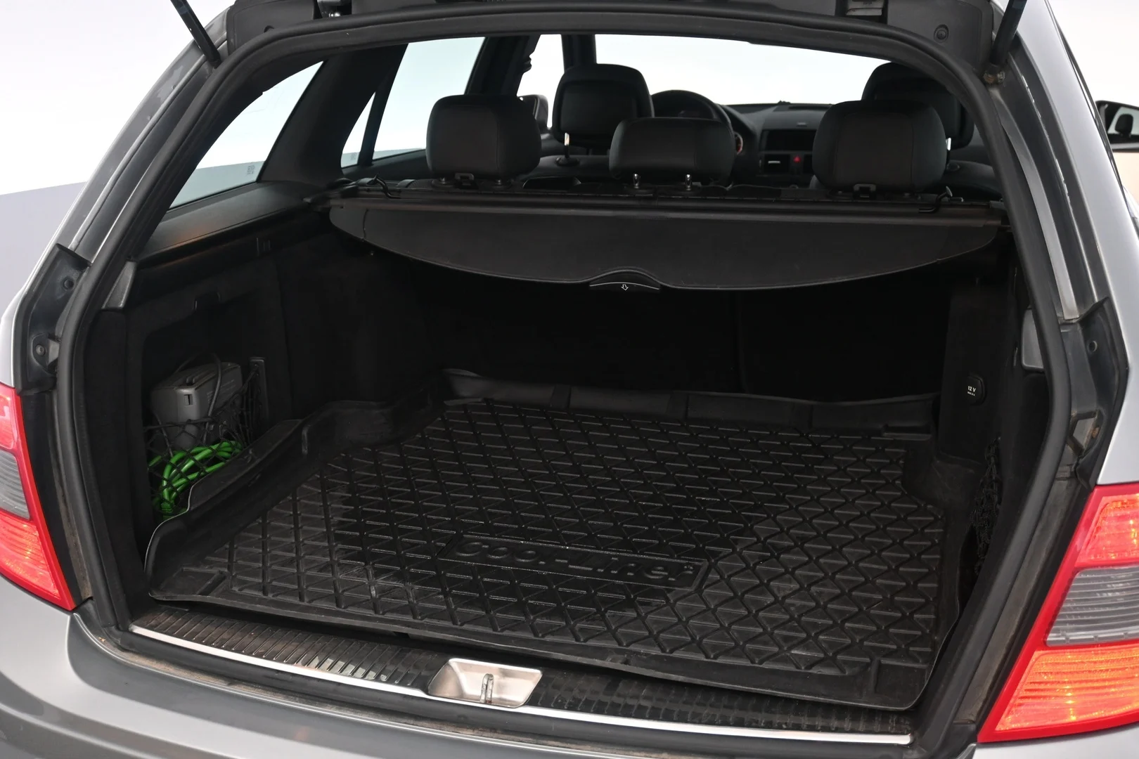 Car Image - 2dNKT6ZWrriOZL4MYTsJ6O