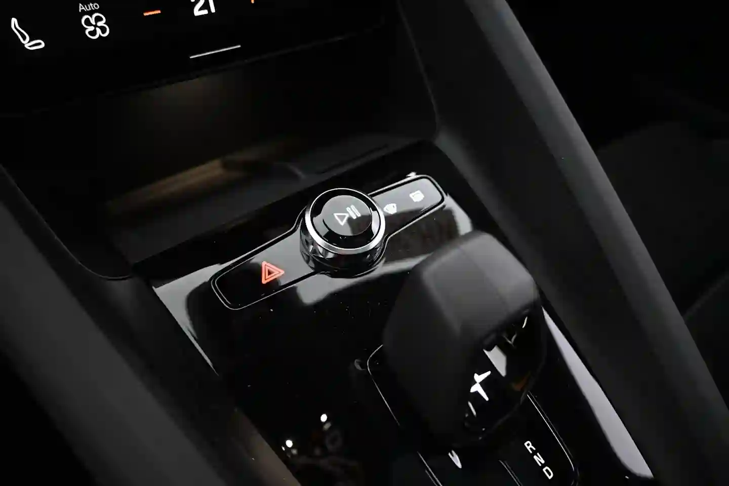 Car Image - 4A3KKwSBMzE7ll3CE6L77r