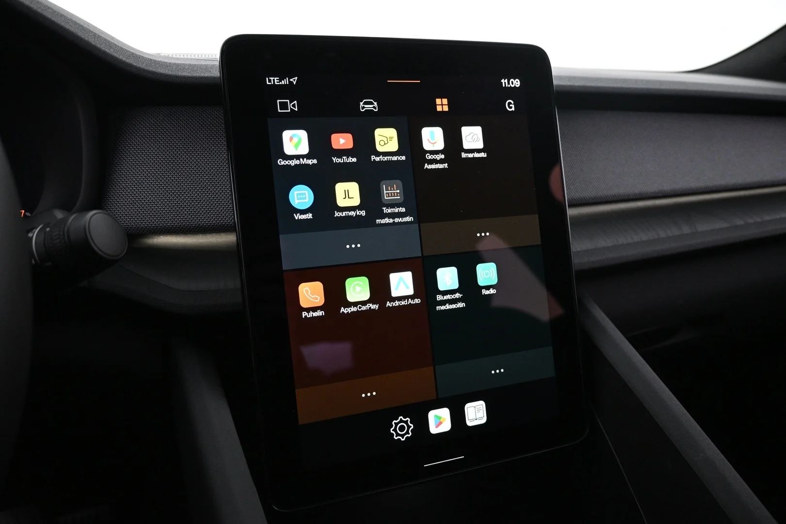 Car Image - 7EgwBAFxVJ9xE2d1CuHF4b