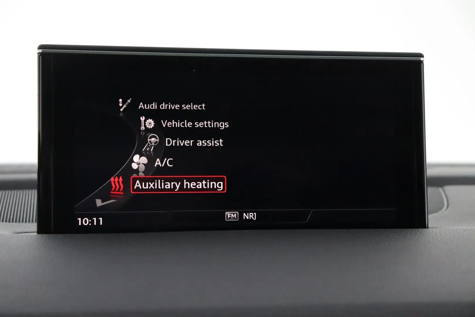 Car Image - 3EyzQnf7t201rDR68M1k35