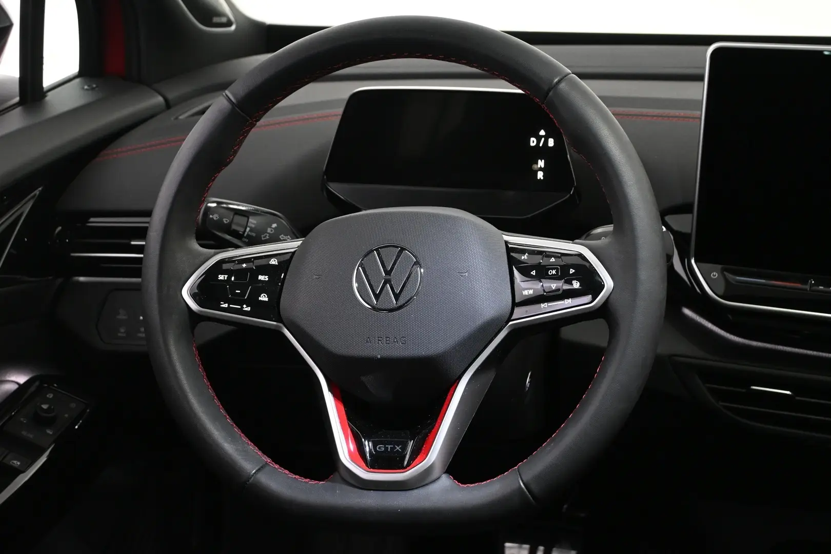 Car Image - 7Dc1ei1MTpCctrpF5VVZEU