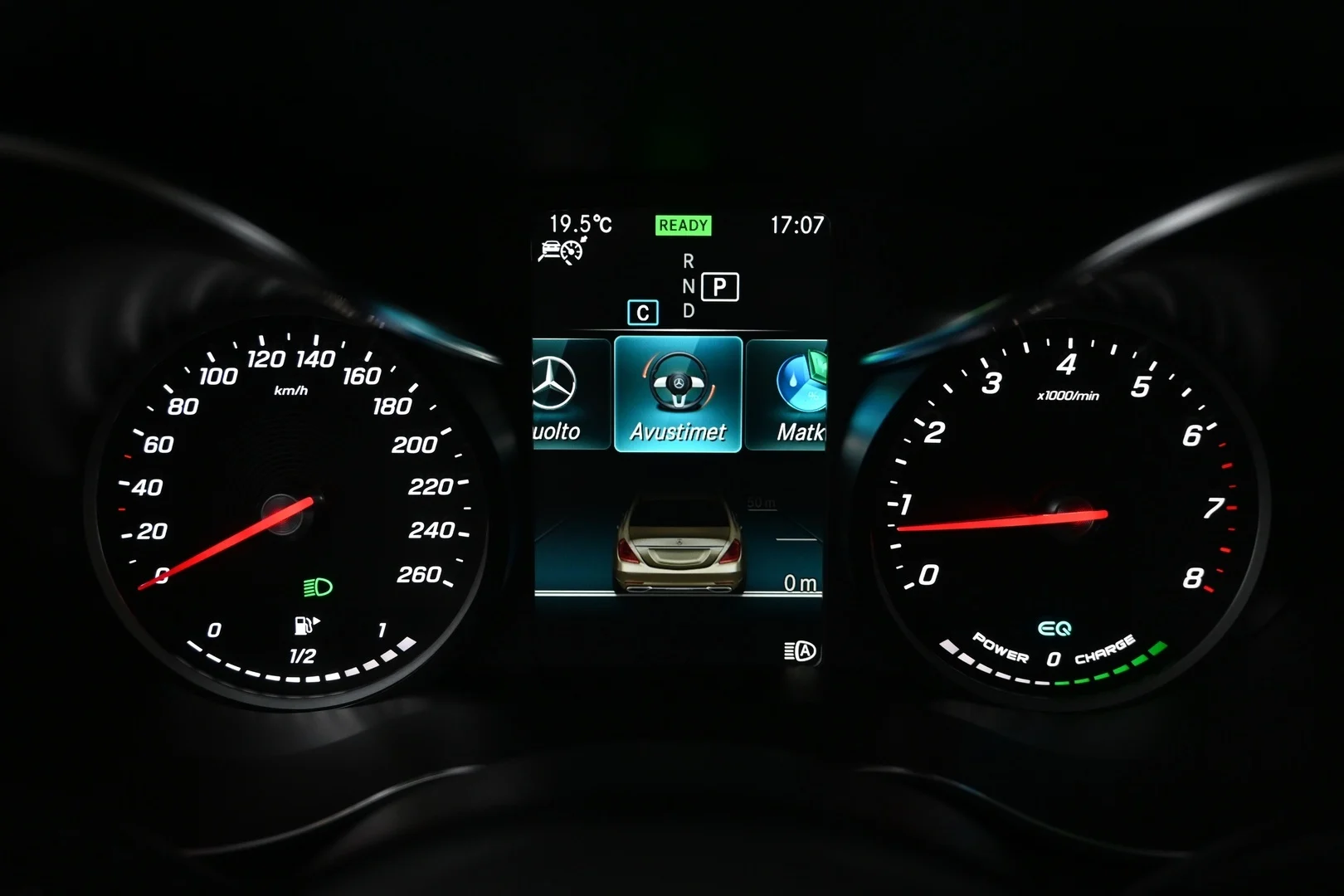Car Image - 6L2UfYkk3FEEbngMHDtH2Z