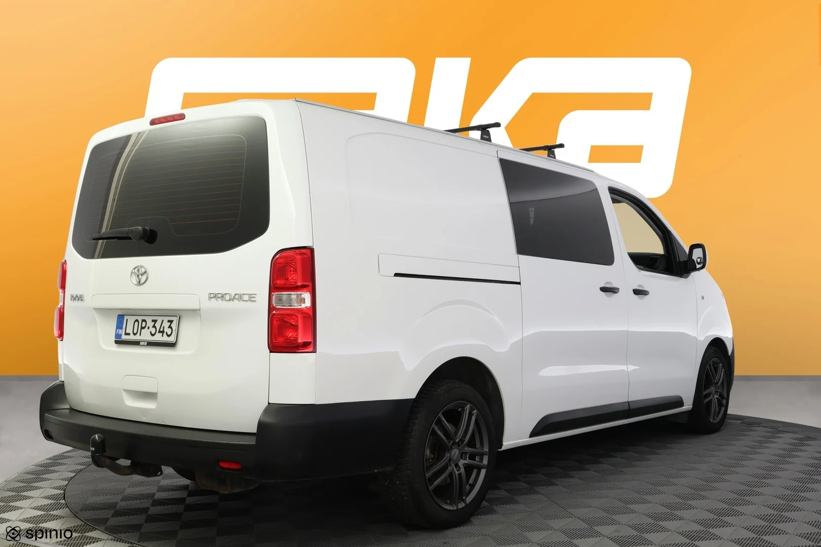 Car Image - 25YwaRFCEkX7Q92jW18U8I