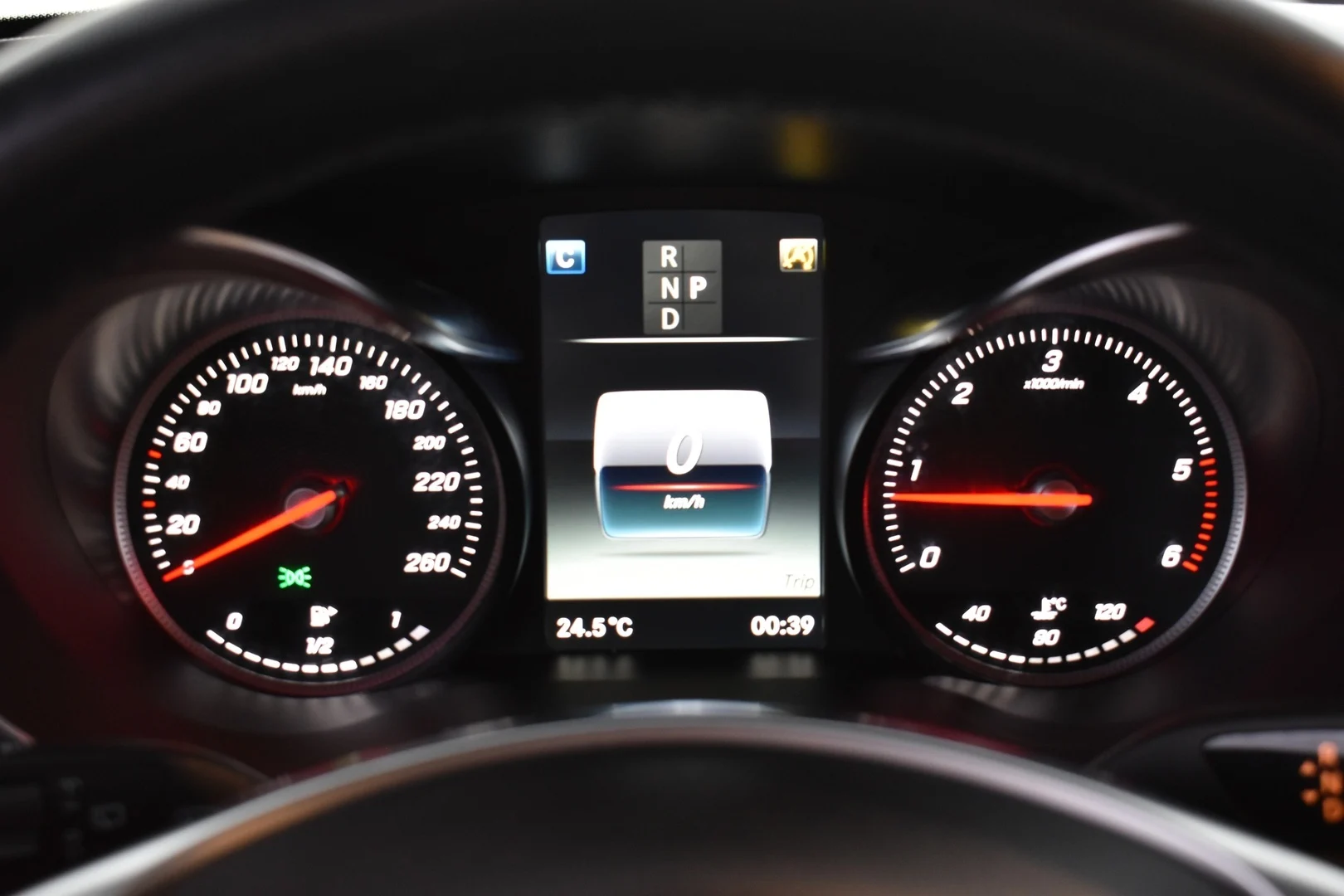 Car Image - RLCnEQRn3Cz2TgY39MSnq