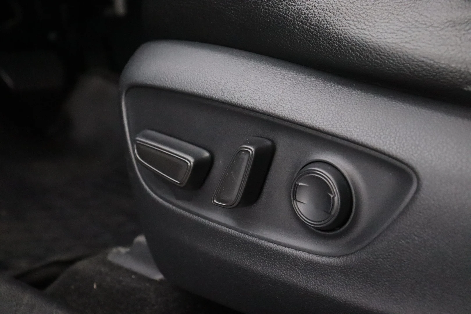 Car Image - 2PVGWbRiVsnIB5ogQ8ZQKl