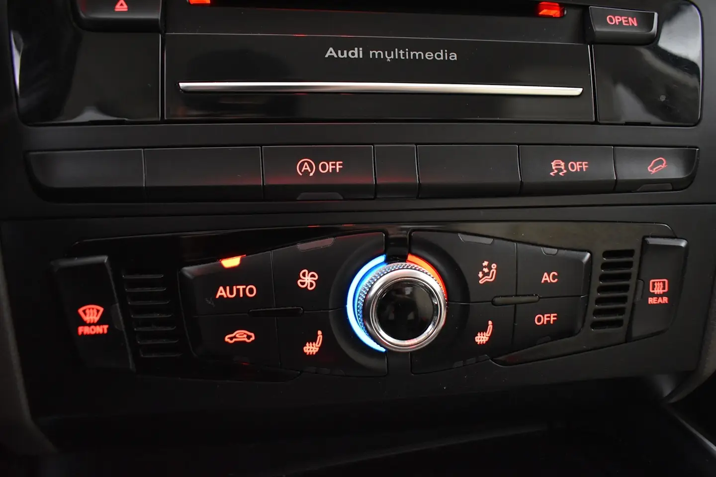 Car Image - 3ReWUYi70AcWMrYCBkge7u
