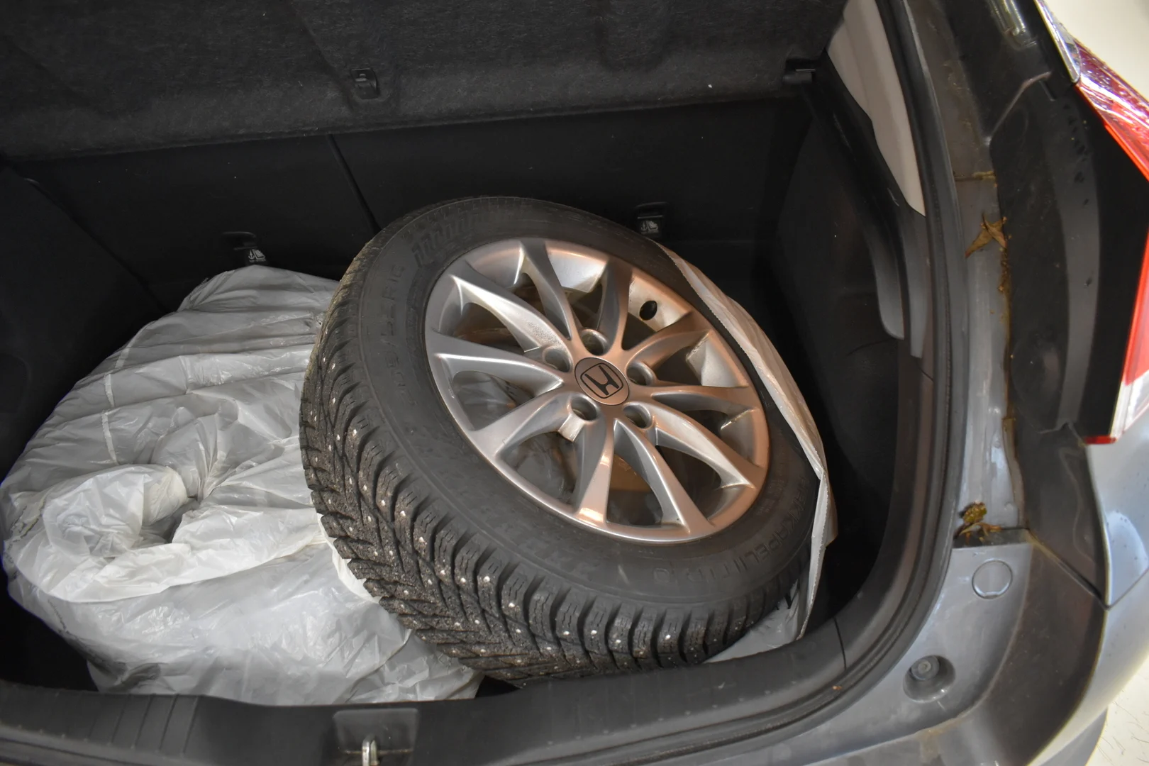 Car Image - 5q9vIcSYU0yEPUe4HpjXz8