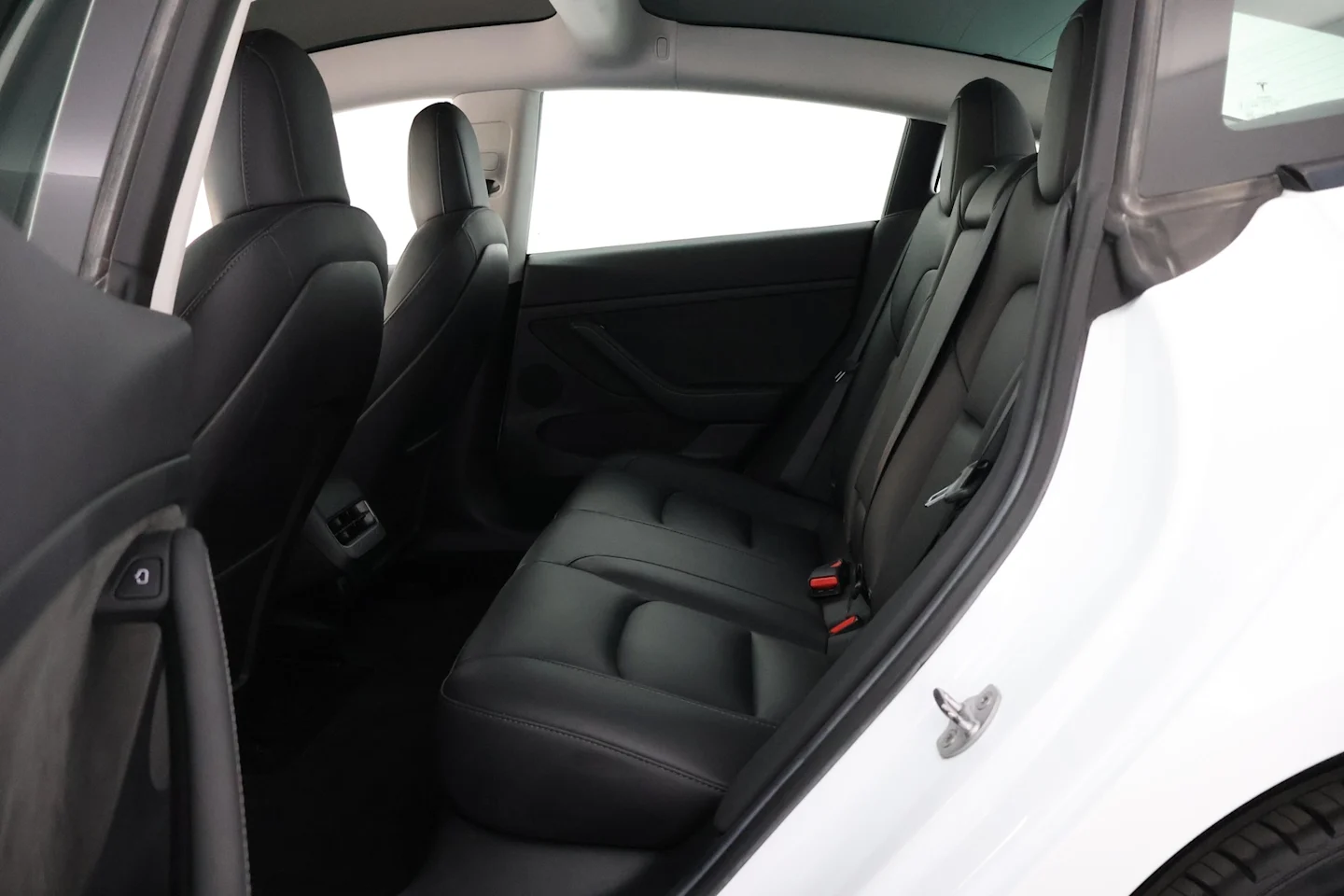 Car Image - 4p7U22emsdOn2GaIUuakOX