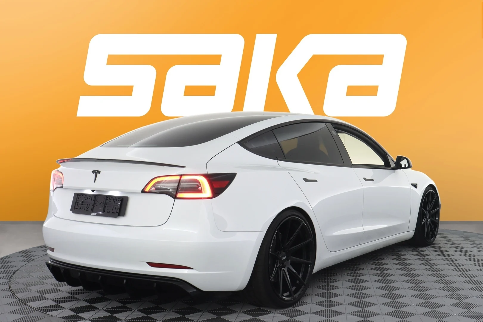 Car Image - 6z1MFyM38kqaw82tvZotR9