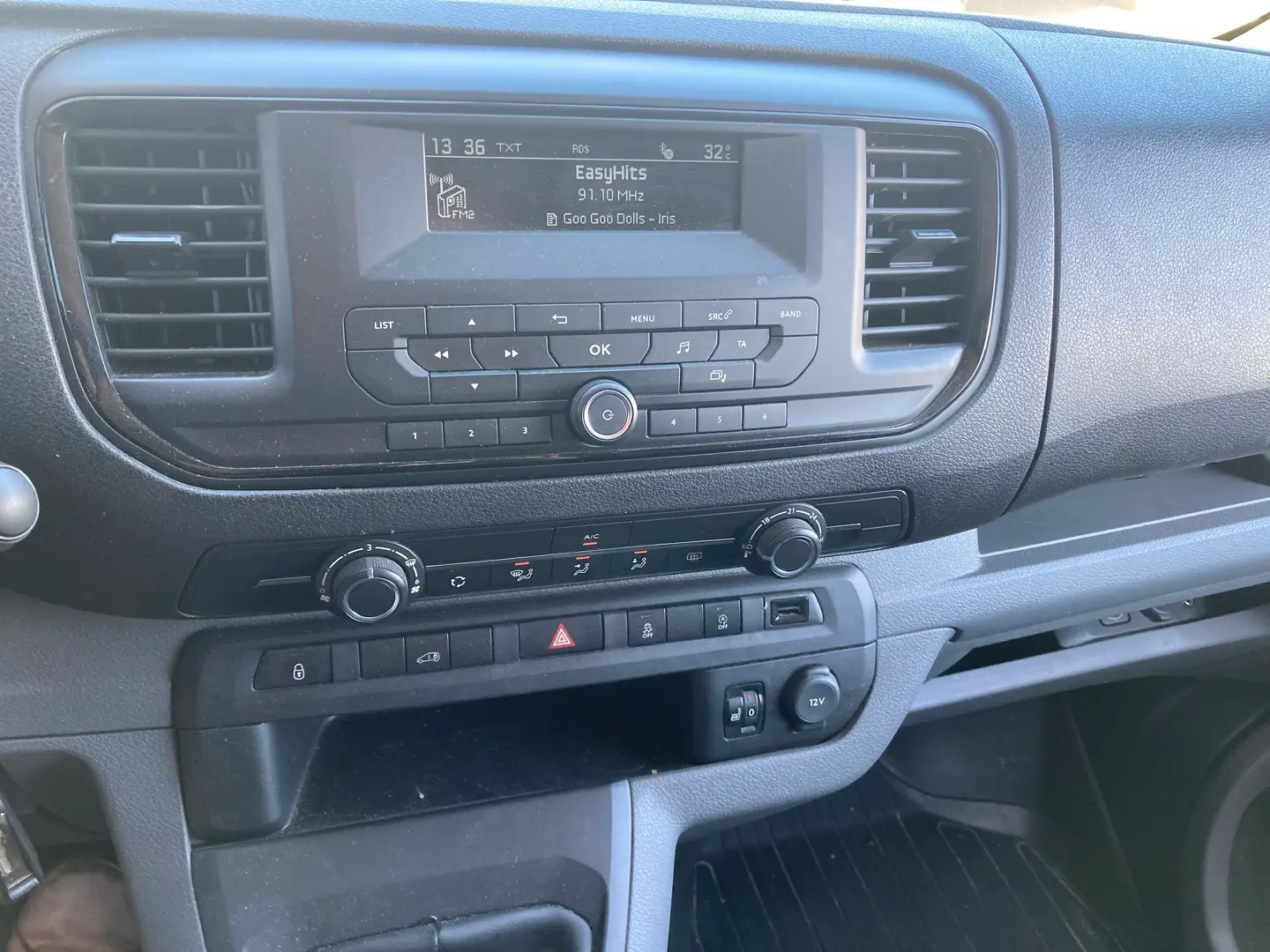 Car Image - 6mtU7L5LsHrQFibshwtaHF