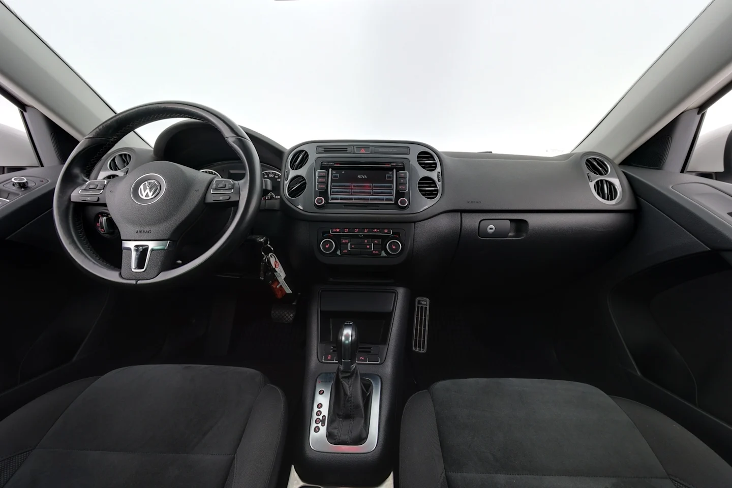 Car Image - 7fLI4SO7NbdkifvpRFW4vW