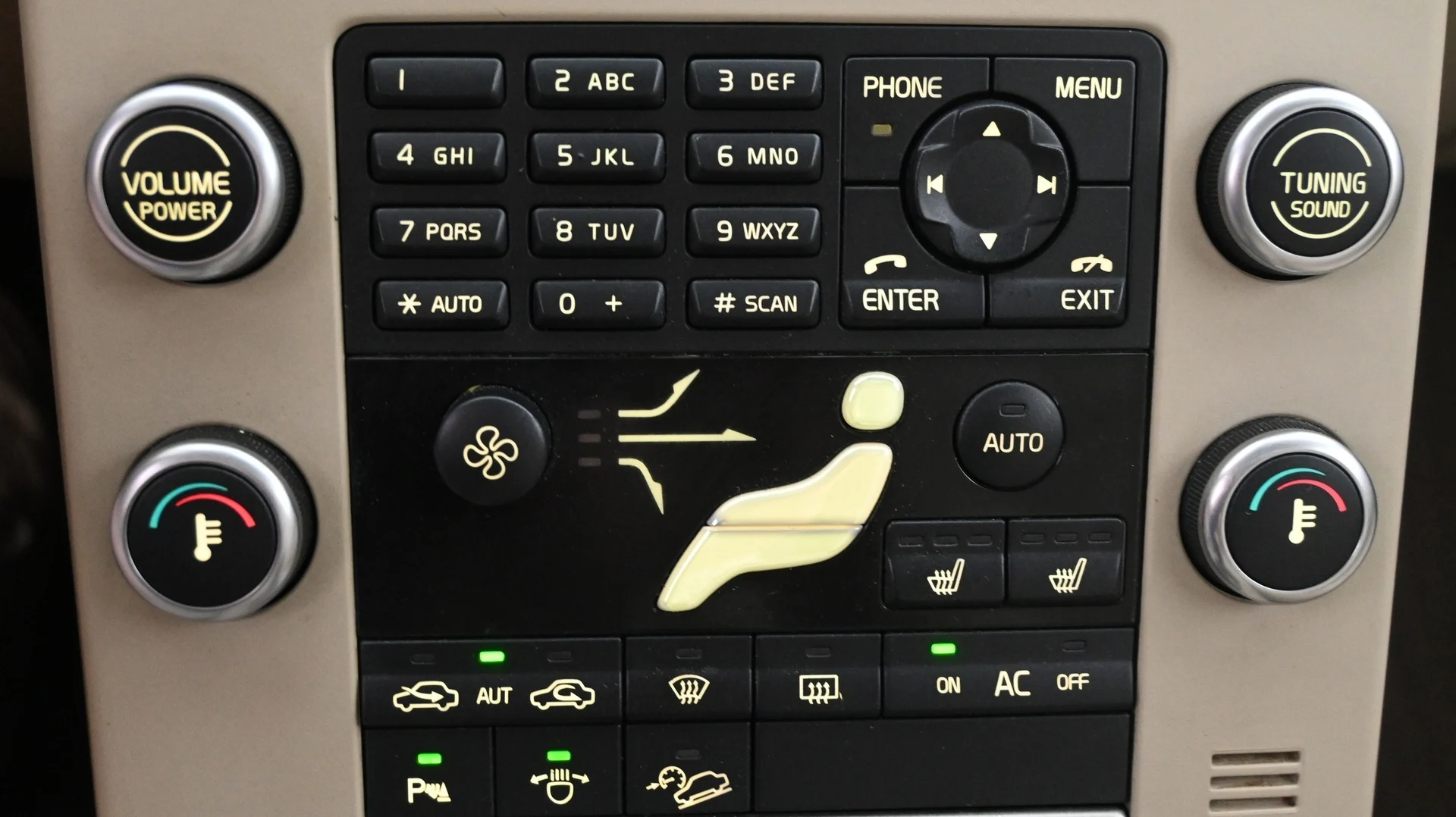 Car Image - 6YtKhCHqI5rcnhtMREfW6X