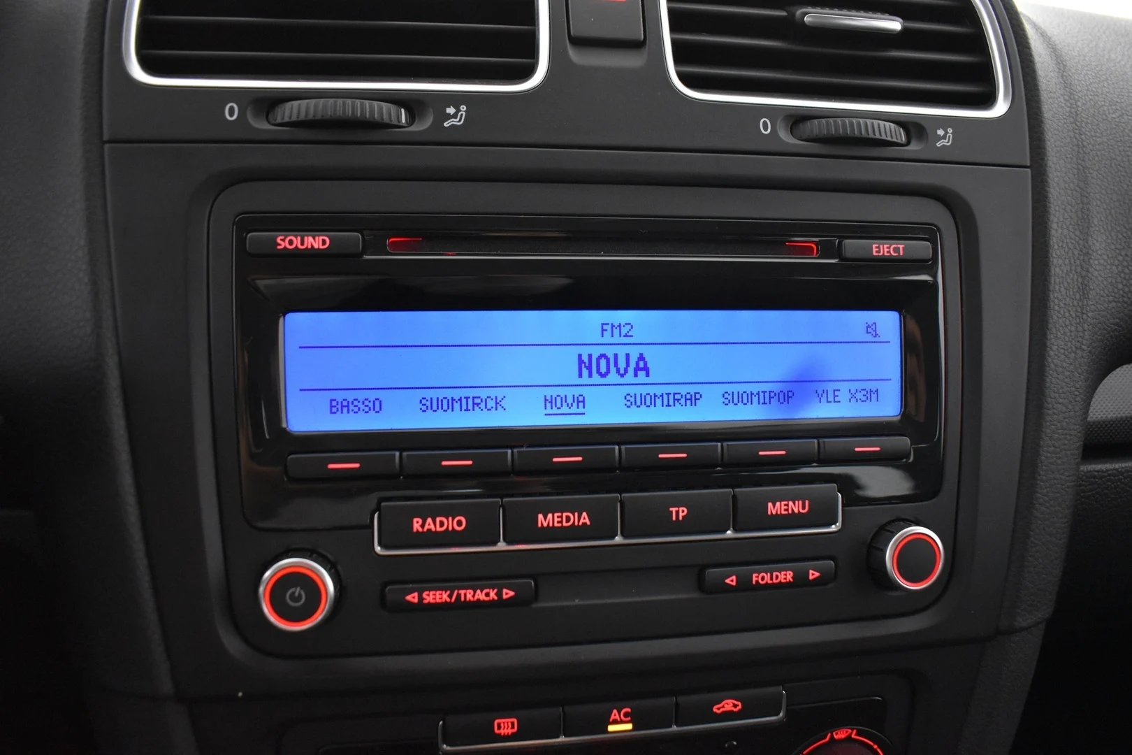 Car Image - 2zyiy1cli5QgAD4EVd4WIl