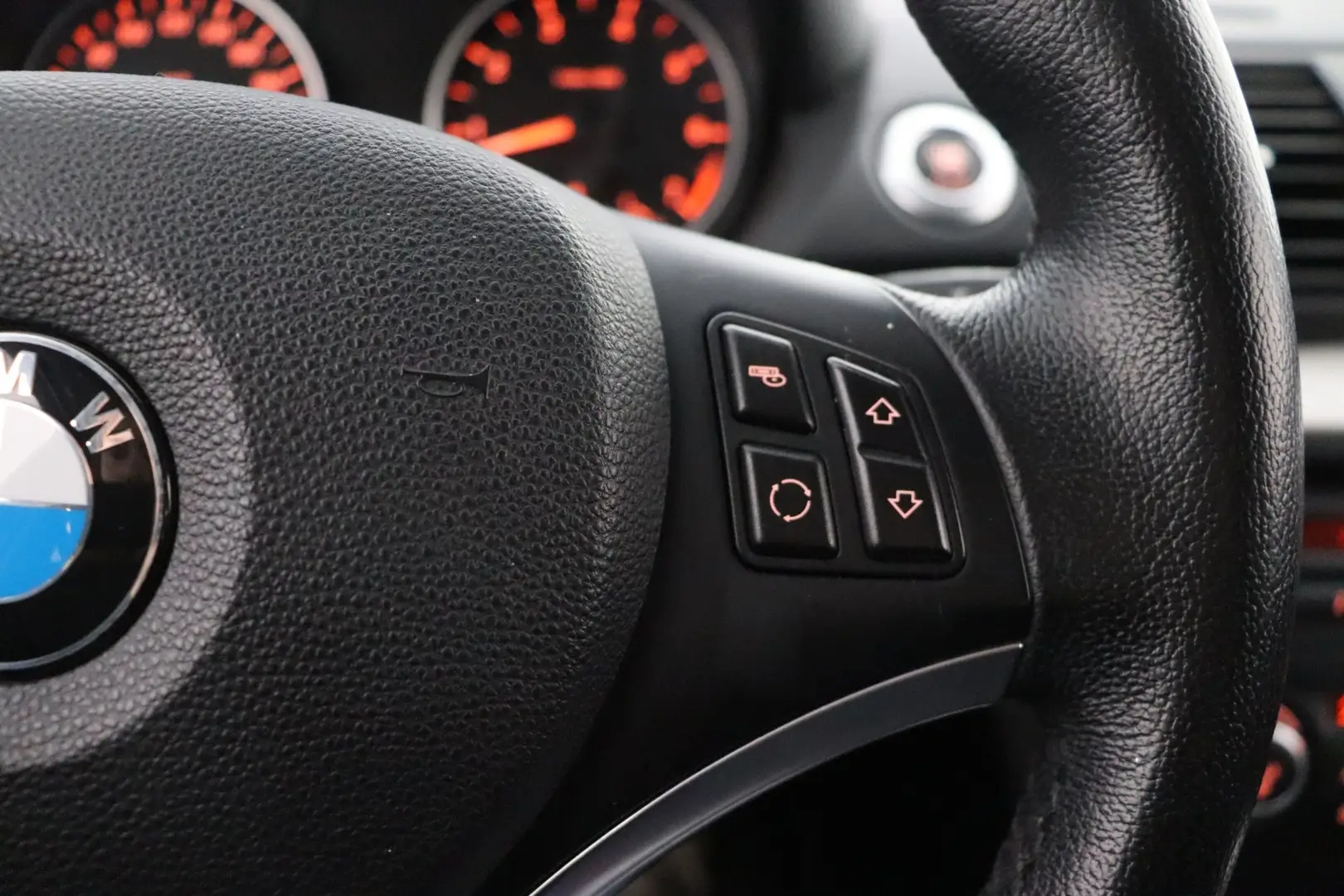 Car Image - 1kzqcJRFx8Pg3vcNjirKON