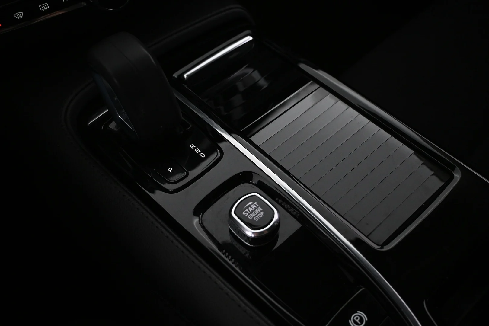 Car Image - 6A0j44ZOM3ytflhlhEQefn