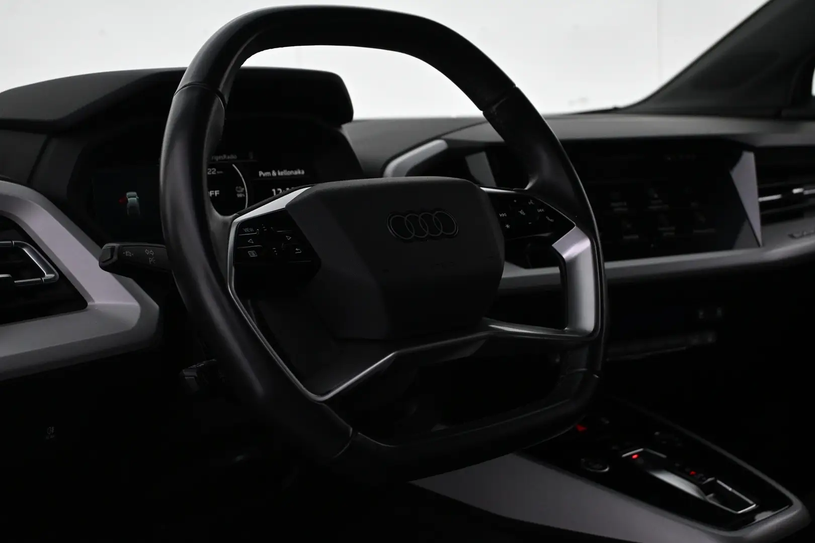 Car Image - 5OPfkUAeSJnpG5qcFNoyOm