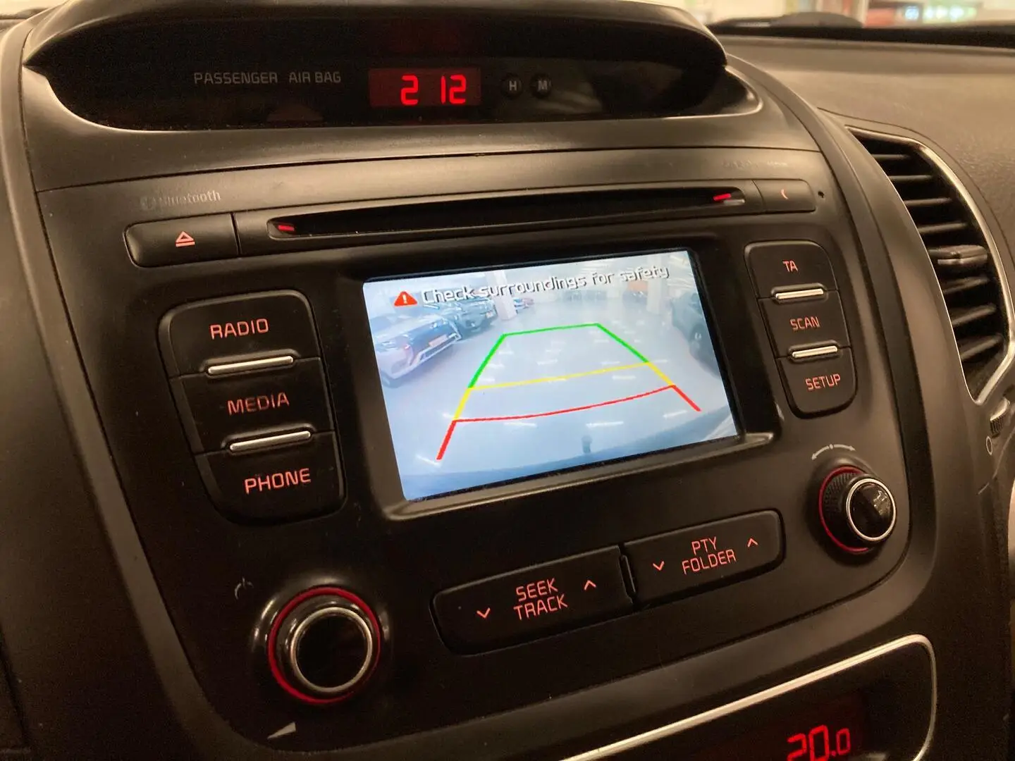 Car Image - TAOYawf5RymjZRaOWDVog