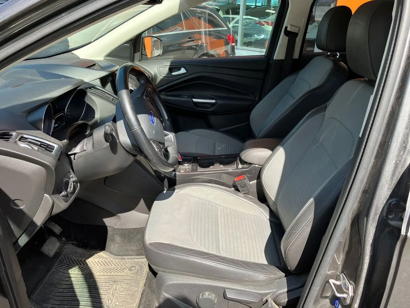 Car Image - 6Z6olguOwP0SC9ywlruCtv