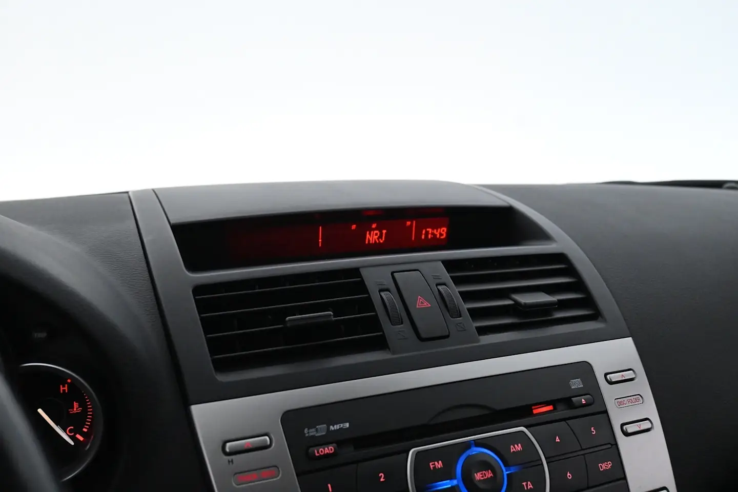 Car Image - 2fDMDo0DqeUfq2lViGBzrX